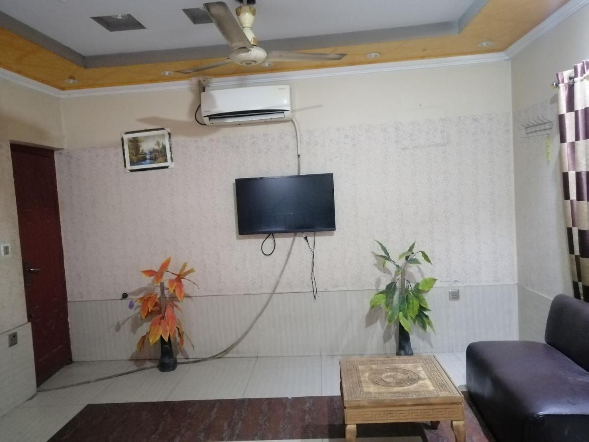Hajveryinn_hotel Lahore Buitenkant foto
