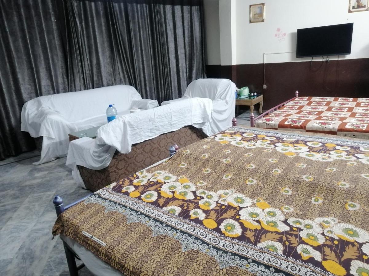 Hajveryinn_hotel Lahore Buitenkant foto